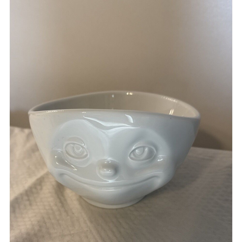Tassen 58 Products Laughing Happy Face White Porcelain Cereal Bowl 16oz Germany - Picture 2 of 4